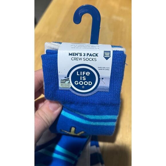 Life Is Good Mens 3 Pack Crew Socks NEW Blue Patterned - Picture 5 of 8